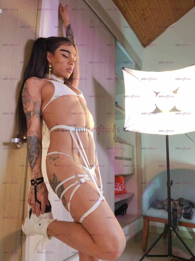 FOTOS DE TRANS TATUADA DE LUJO 21 AÑITOS DULCE Y SALVAJE A LA VEZ