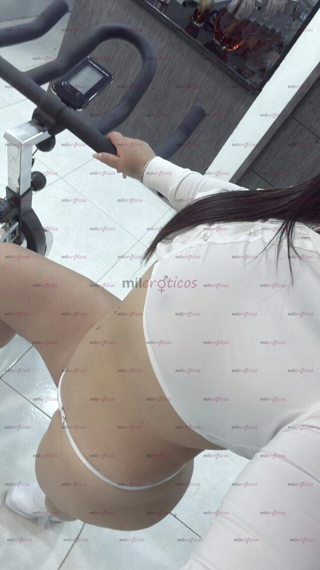 FOTOS DE ANDREA RICA MADURITA , RELACIONES ILIMITADAS Y UN RICO ORAL AL NATURAL