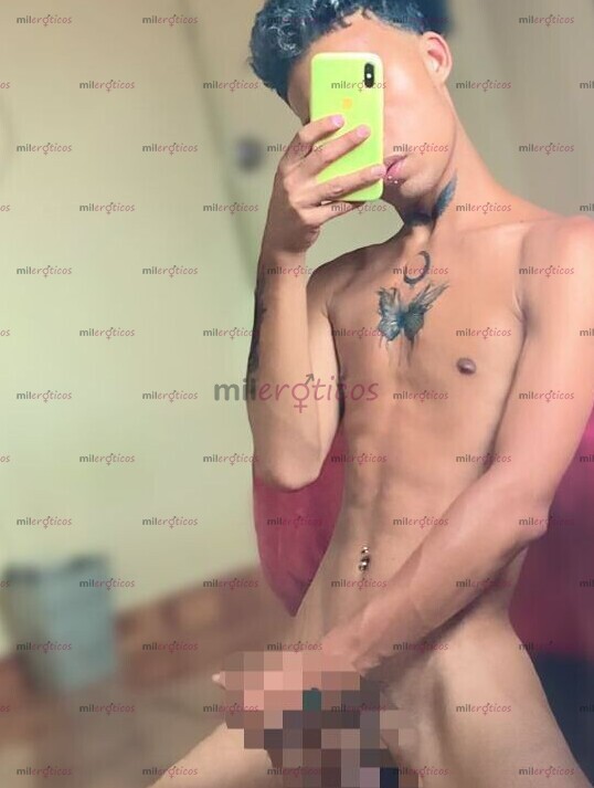 FOTOS DE JOVEN TWINK SUMISO Y MUY COMPLACIENTE DISPUESTO A TODO