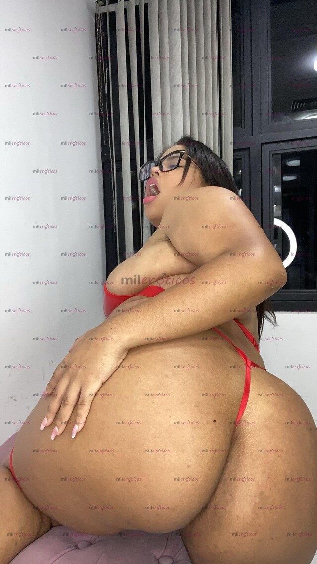 FOTOS DE SOY CANELA, PIEL MORENA, DULCE, CARIÑOSA, ESTOY MÁS CALIENTE QUE EL SOL BEBÉ.