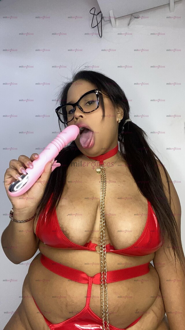 FOTOS DE SOY CANELA, PIEL MORENA, DULCE, CARIÑOSA, ESTOY MÁS CALIENTE QUE EL SOL BEBÉ.