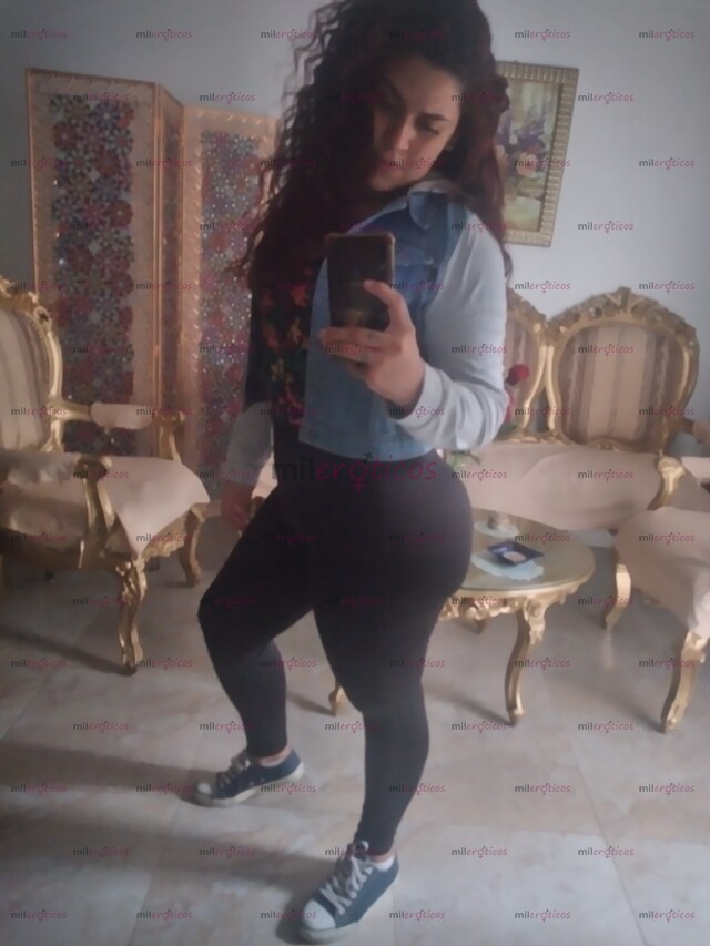 FOTOS DE DIVINA VENEZOLANA, MONA, CRESPA TU ESCAPE PERFECTO