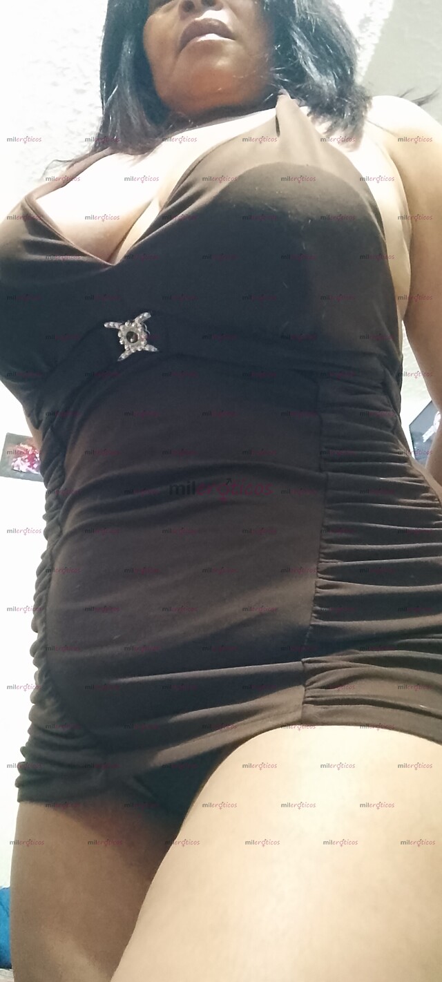 FOTOS DE NALGONA Y JUGUETONA DISPUESTA A CUMPLIR TODOS TUS MAS RICOS D