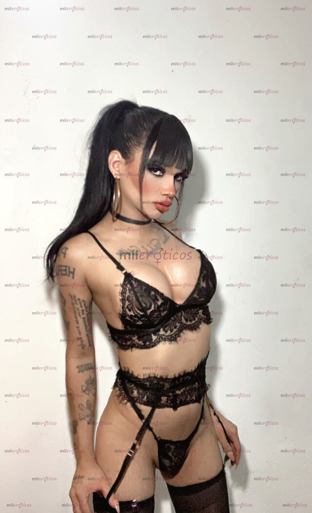 FOTOS DE HOLA AMOR, SOY EMMA NIÑA SÚPER COMPLACIENTE Y VERSÁTIL