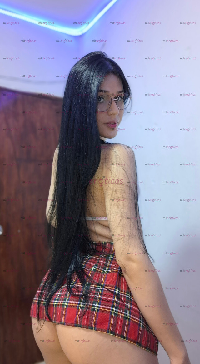 FOTOS DE SOY SHADIA UNA LINDA TRANSEXUAL CON UNA PIEL BLANCA HERMOSA