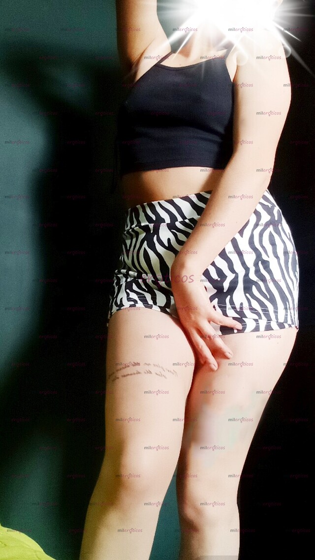 FOTOS DE CALIENTE Y SEXY ROLITA ESPERANDO XHTI PARA PASARLA RIKO BB...........