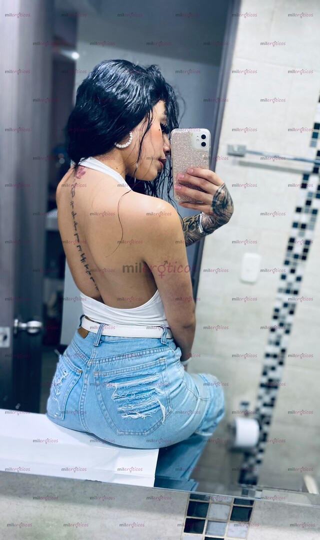 FOTOS DE CON TAN SOLO 18 AÑITOS PERO CON LA VAGINA BIEN APRETADITA Y MOJADITA