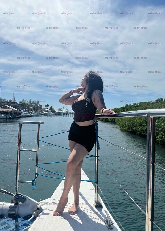 FOTOS DE CHILENA REAL ULTIMO DIA PROM CON LUGAR TRATO DE NOVIOS CON BESOS RICOS Y MOJADOS