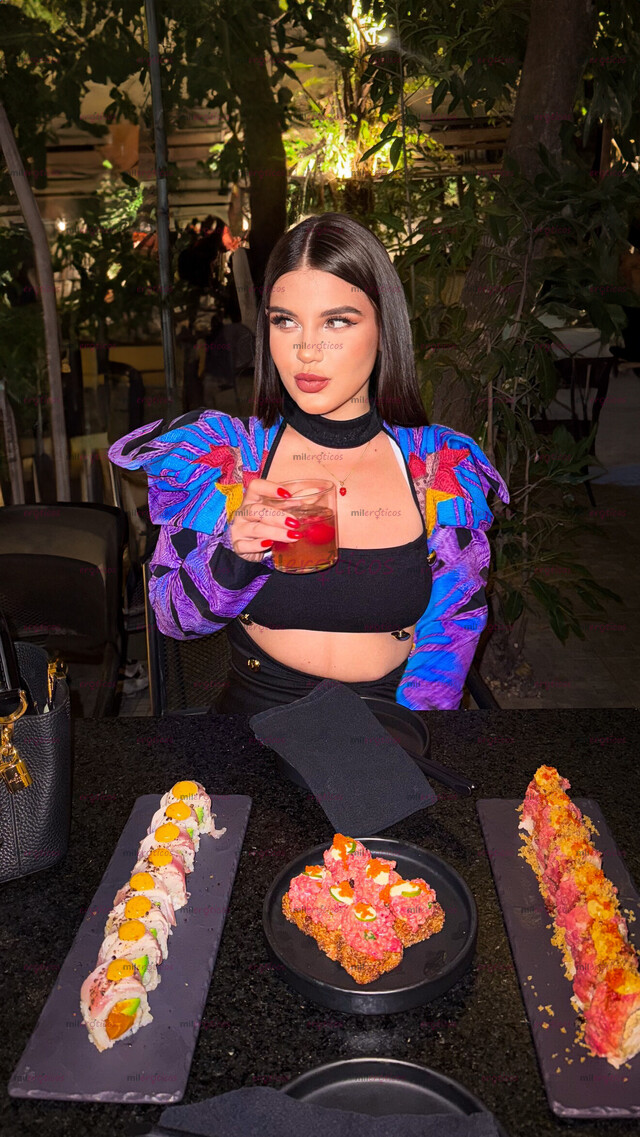 FOTOS DE COMPANIA NIVEL EJECTUTIVO. CLASE, ESTILO Y SENSUALIDAD. CON LUGAR