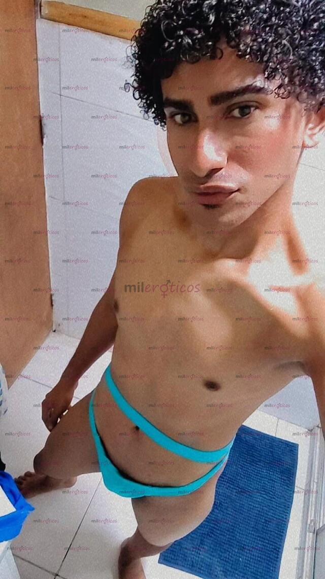 FOTOS DE CHICO UNIVERSITARIO VERSÁTIL COMPLACIENTE 24HRAS