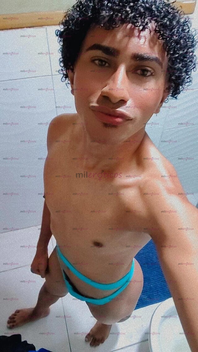 FOTOS DE CHICO UNIVERSITARIO VERSÁTIL COMPLACIENTE 24HRAS