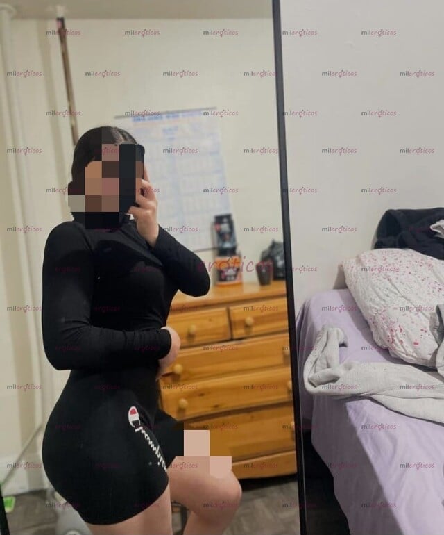 FOTOS DE LLEGO TU PERRITA A COMPLACERTE Y DARTE EL MEJOR SEXO