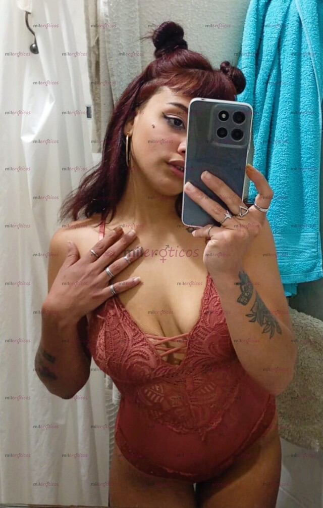 FOTOS DE 21 AÑITOS LISTA PARA COMPLACERTE Y ME DES MUY DURO