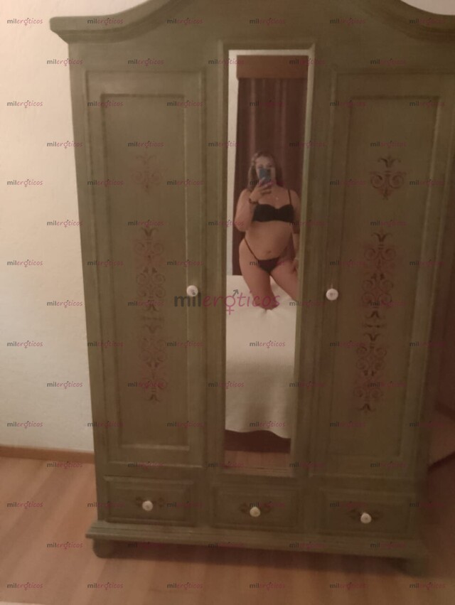 FOTOS DE HOLA AMOR SOY WENDY , ESTOY AQUÍ PARA SERVIRTE SOY UNA CHICA MUY SEXY