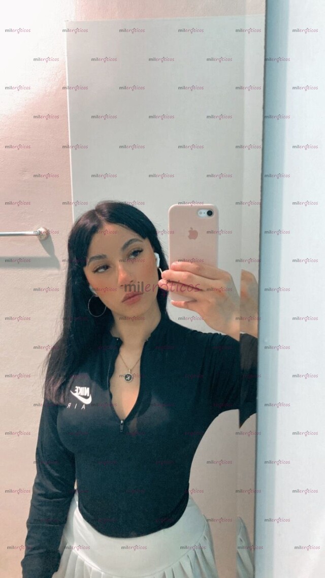 FOTOS DE ATREVIDA PROVOCATIVA MIA 19 AÑOS, LAS MÁS LUJURIOSA