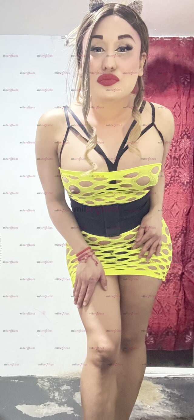 FOTOS DE SEXY TRANSEXUAL CHICHONA, NALGONA Y CON RICA VERGA SIN PROBLEMAS DE ERECCIÓN