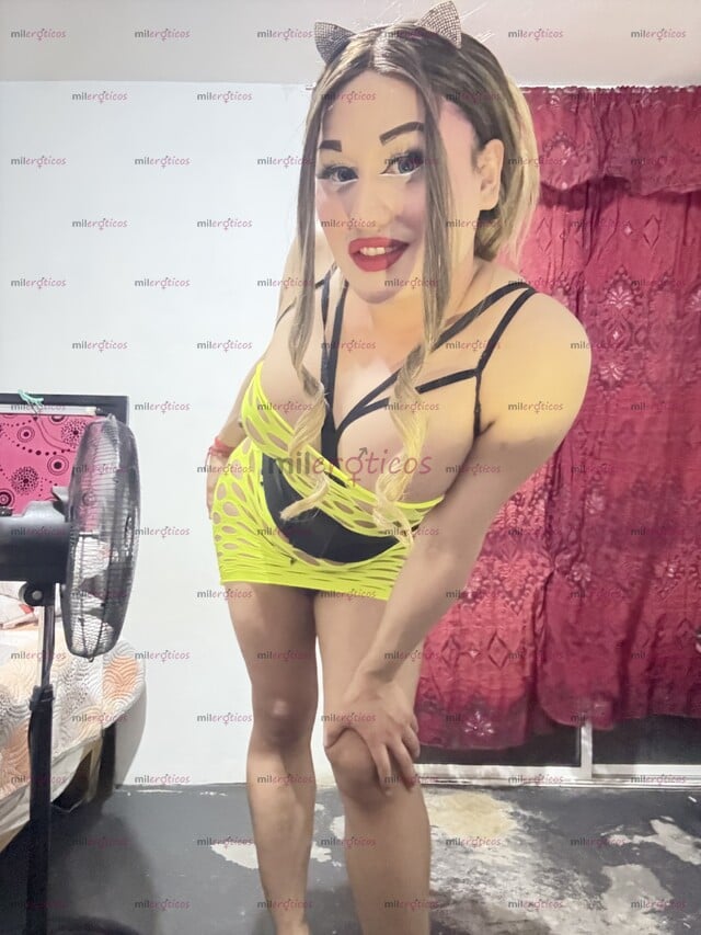 FOTOS DE SEXY TRANSEXUAL CHICHONA, NALGONA Y CON RICA VERGA SIN PROBLEMAS DE ERECCIÓN