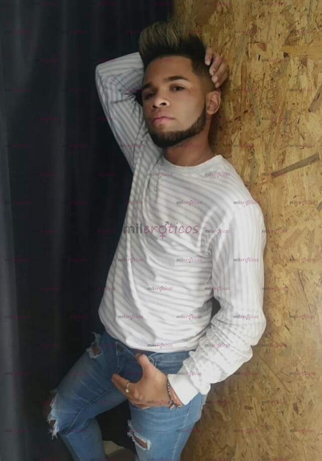 FOTOS DE COSTEÑO, VERSÁTIL, ARRECHO, AGUANTADOR Y EN PIEL MORENA