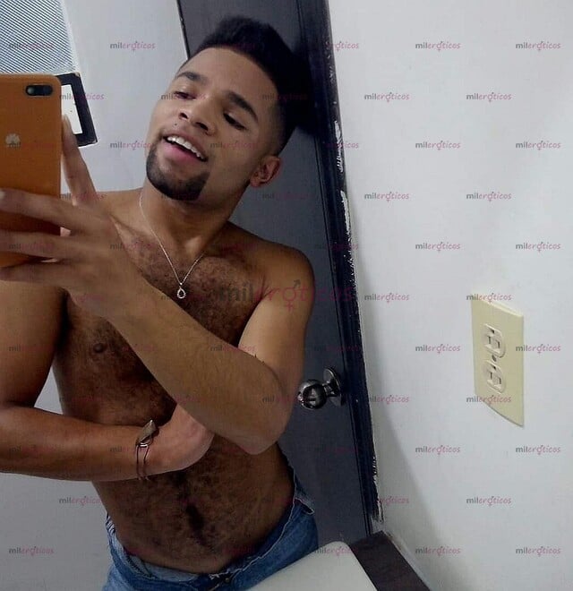 FOTOS DE COSTEÑO, VERSÁTIL, ARRECHO, AGUANTADOR Y EN PIEL MORENA