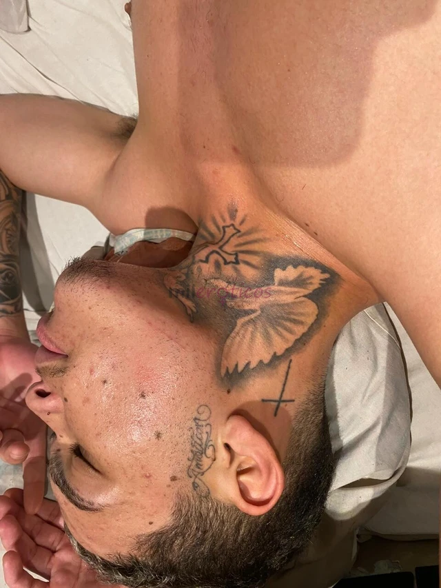 Quebradinha tatuado pirocudo oi tudo bem eu sou o kayke tenho 22 anos sou ativo e tenho um pau rosadoe grosso de 22 cm que vai te deixar com agua na b...