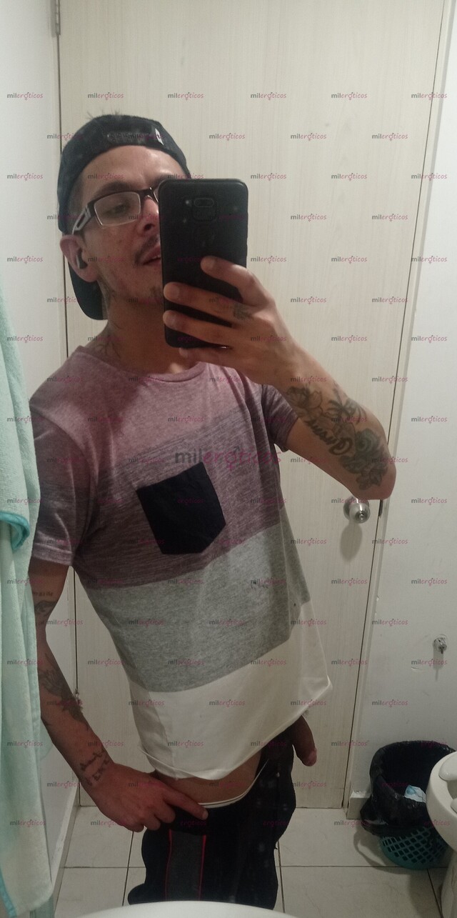 FOTOS DE CHACALITO BISEXUAL CABRON TATUADO COMPLACIENTE