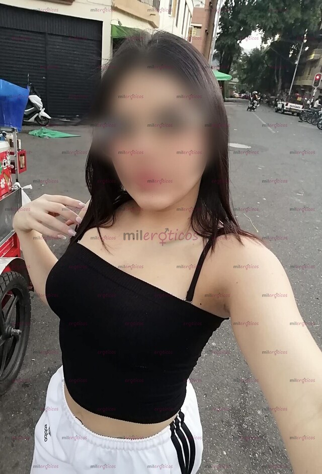 FOTOS DE NIÑA ARRECHITA TENGO 18AÑOS PANOCHITA ROSADITA BIEN MOJADITA JUGOSITA PAPI
