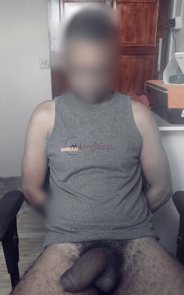 Pau grosso mais conhecido como cavalo de tres pernas aqui e pica grossao e cabecudo nao brinco em servico aqui vc vai encontra tudo que vc imagina vem...