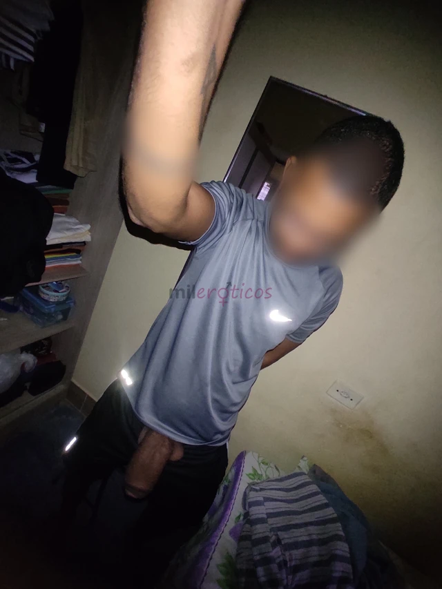 Pau grosso mais conhecido como cavalo de tres pernas aqui e pica grossao e cabecudo nao brinco em servico aqui vc vai encontra tudo que vc imagina vem...