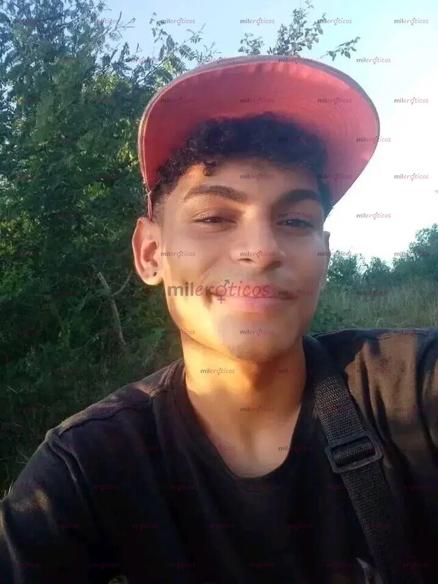FOTOS DE ACOMPAÑANTE JOVEN DE 25 AÑOS EN SANTA MARTA DISPUESTO A CUMPLIR TUS DESEOS