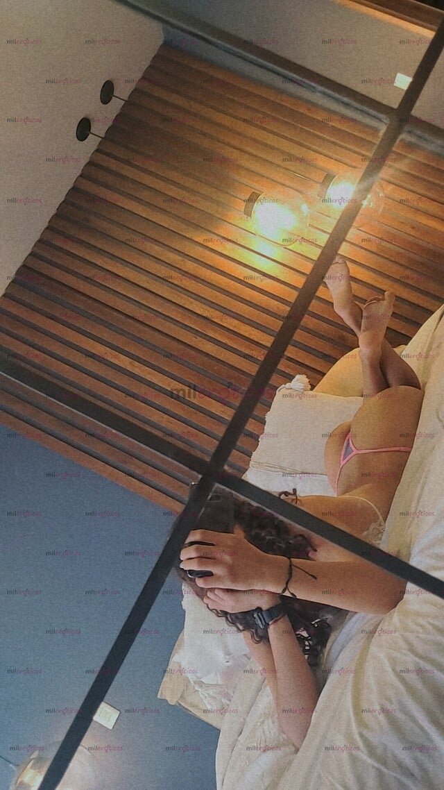 FOTOS DE CATALINA MORENA DIVINA CON CUERPO ATU GUSTO PEQUEÑO Y BIEN TALLADOR