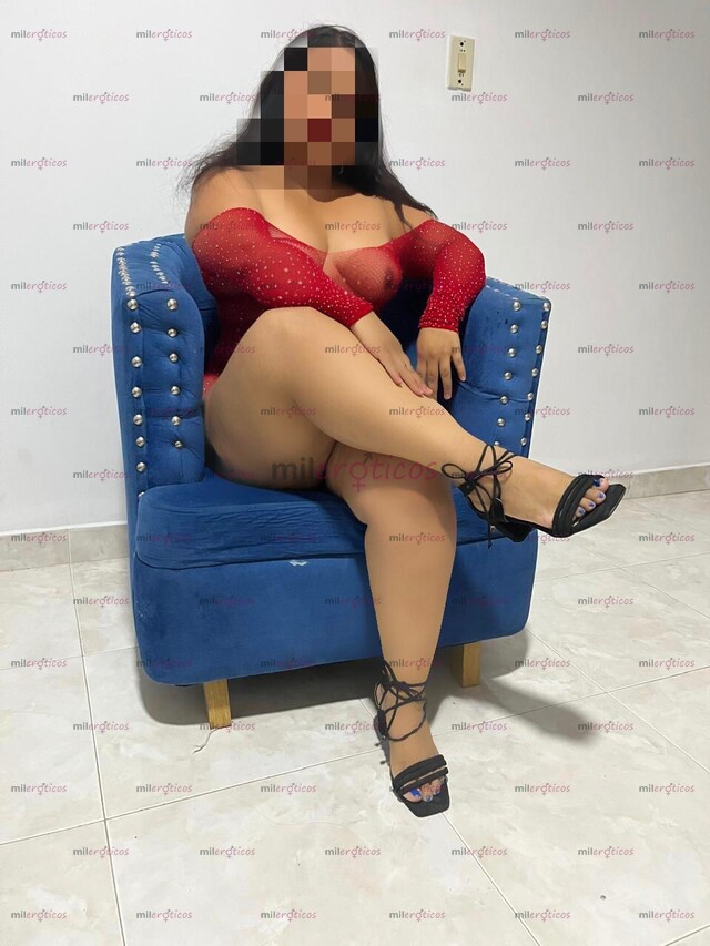 FOTOS DE 2 HERMOSA POLLITA DE SOLO 19 Y 20 AÑOS CUERPO NATURAL