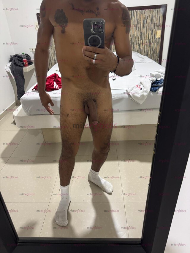 FOTOS DE SOLO CONTENIDO. SOL O CONTENIDO MORENO VERGON 22CM DE PENE, REVIENTA CULO
