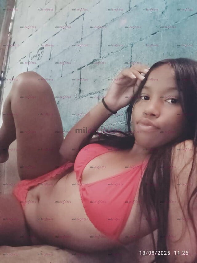 FOTOS DE NENITA DE 18 AÑITOS CON MUCHAS GANAS DE EXPERIMENTAR COSITAS RICAS
