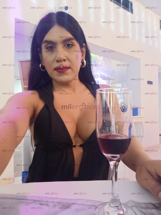 FOTOS DE OJO ISABELA TETONA VERGONA23CM MAMADORA CULONA RICA DOY YRECIBO LECHE YSITIO