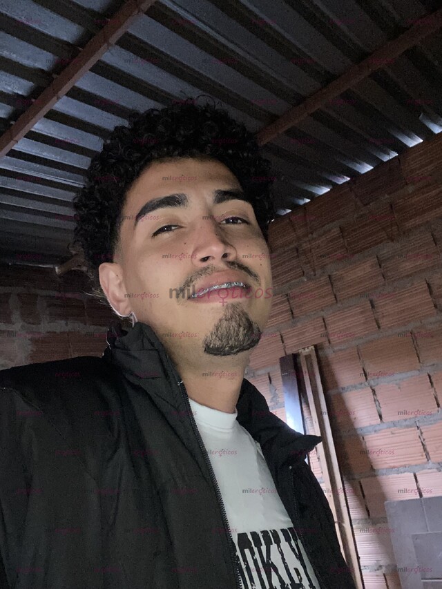 FOTOS DE VENEZOLANO VERGO FULL LECHERO DISPUESTOA COMPLACER TU MÁS RICOS DESEOS