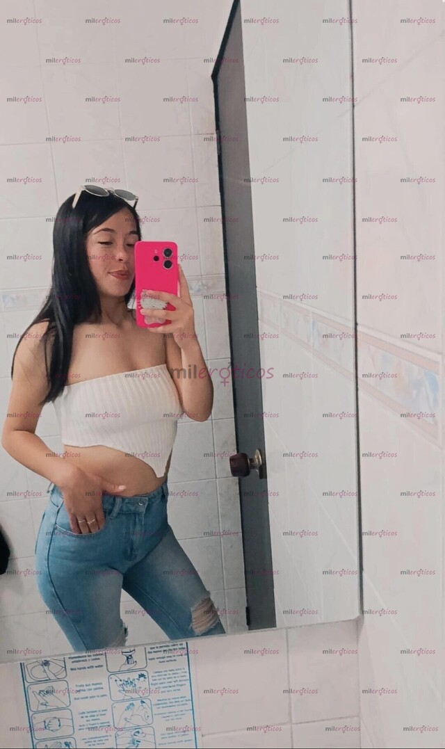 FOTOS DE SOY VALERIA, UNA ACOMPAÑANTE VIP DISCRETA Y APASIONADA, LISTA PARA BRINDARTE UNA
