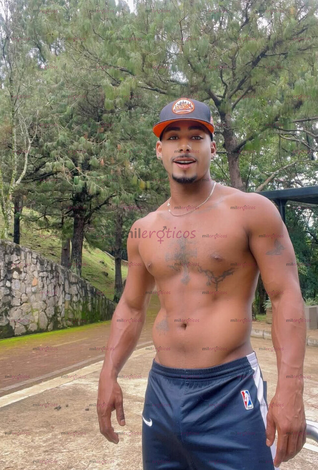 FOTOS DE NEGRO CALIENTE EN MEDELLÍN , VOY A TU SITUO