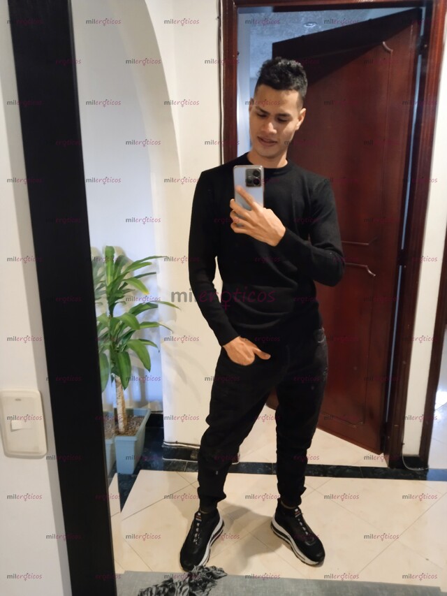 FOTOS DE YO ACTIVO A DOMICILIO EN BOGOTÁ, FLACO VERGON VENEZOLANO