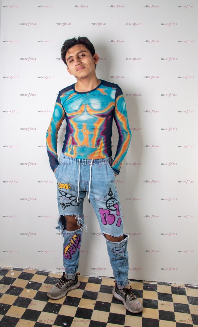 FOTOS DE TWINK INTER COMPLACIENTE EN TODO LO QUE DESEES PARA TI