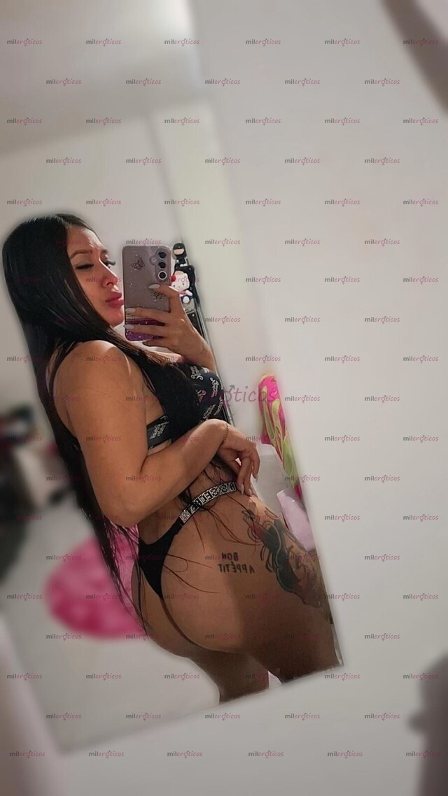 FOTOS DE PUEDO HACERTE UNA RUSA CON MIS BUBIS, DISFRUTA TAMBIÉN MIS NALGAS BEBÉ