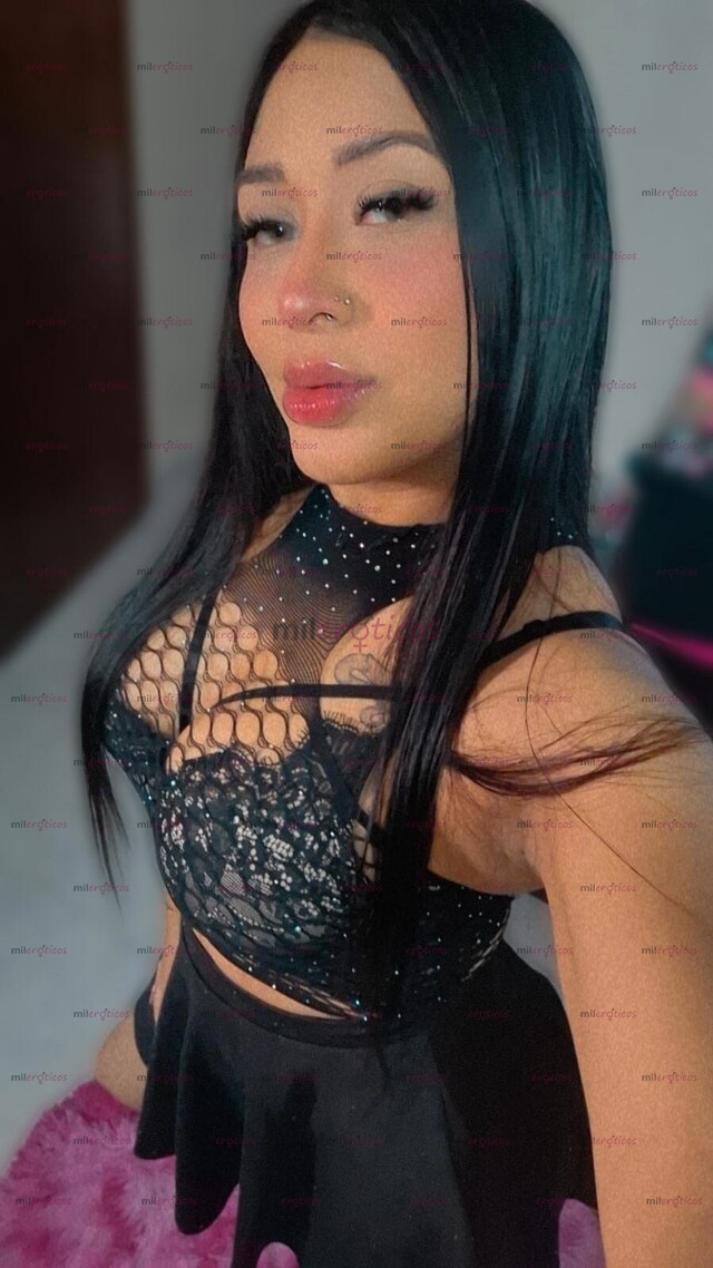 FOTOS DE PUEDO HACERTE UNA RUSA CON MIS BUBIS, DISFRUTA TAMBIÉN MIS NALGAS BEBÉ