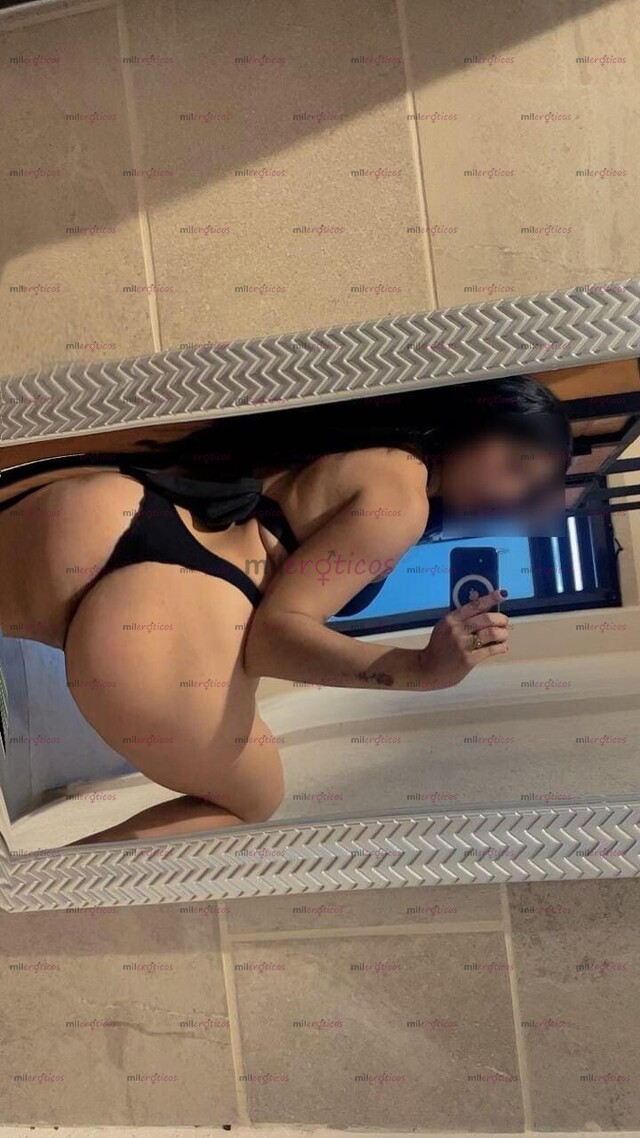 FOTOS DE MAF UNA NIÑA NATURAL SEXI Y UNICA EN LA CAMA