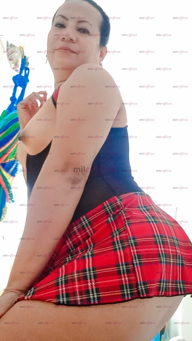 FOTOS DE ORAL NATURAL TERMINADO EN MI BOCA Y GARGANTA PROFUNDA PRUÉBALO PAPI