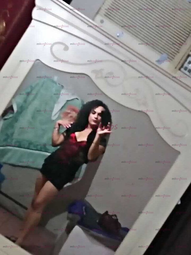 FOTOS DE HOLA CHICA TRANS DISPONIBLE CON LUGAR Y MUY CALIENTE