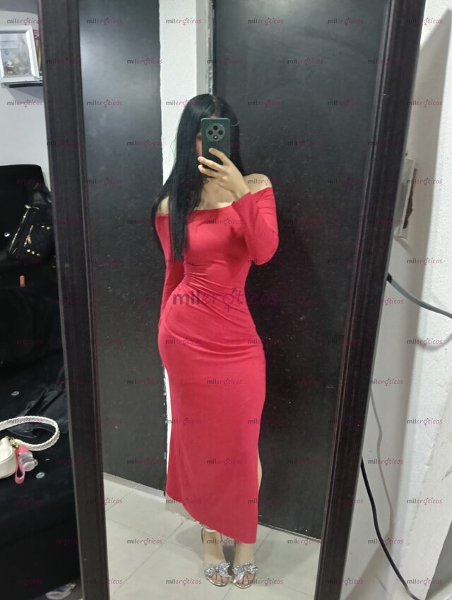 FOTOS DE JOVEN BONITA COMPLACIENTE UNA CHICA SUPER LINDA