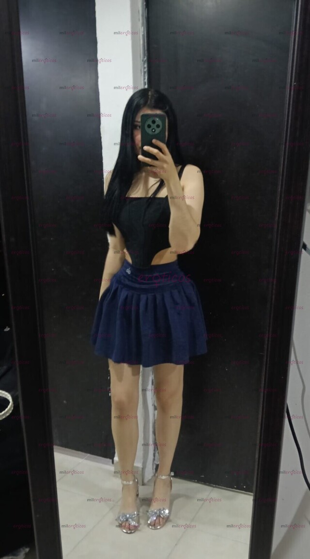 FOTOS DE JOVEN BONITA COMPLACIENTE UNA CHICA SUPER LINDA