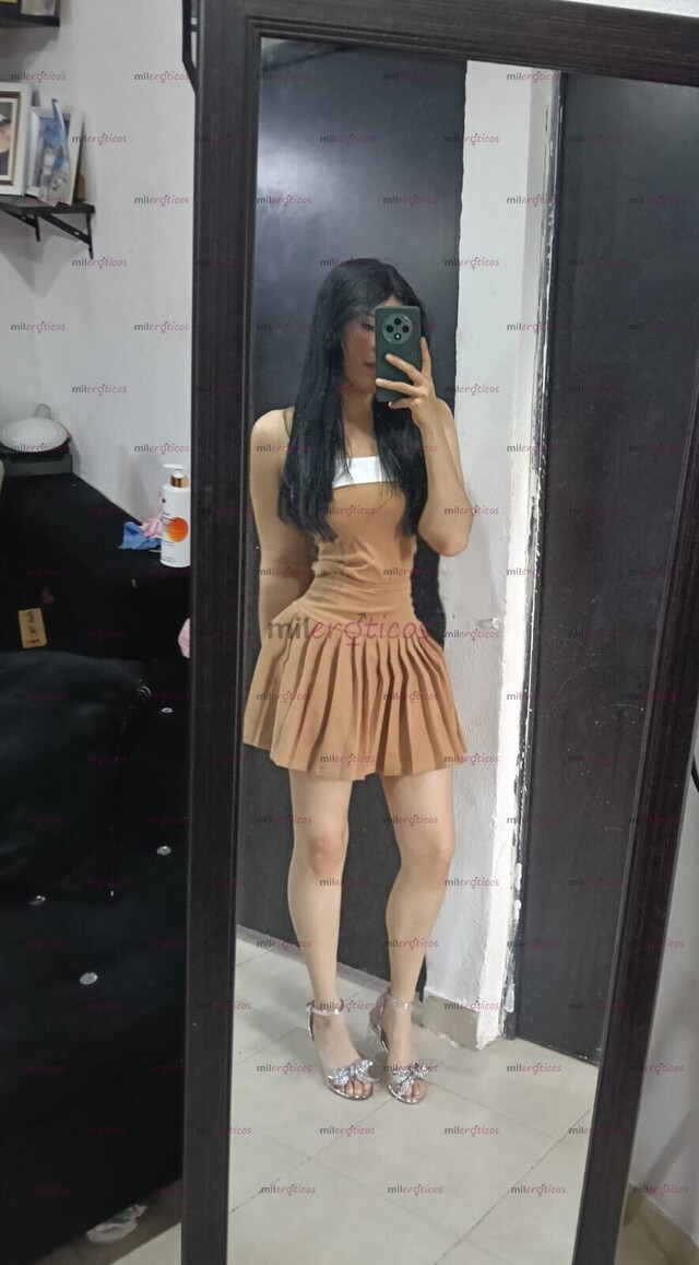 FOTOS DE JOVEN BONITA COMPLACIENTE UNA CHICA SUPER LINDA