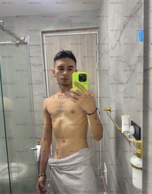 FOTOS DE POLLO VERGON DISPUESTO A DARTE MUCHO PLACER