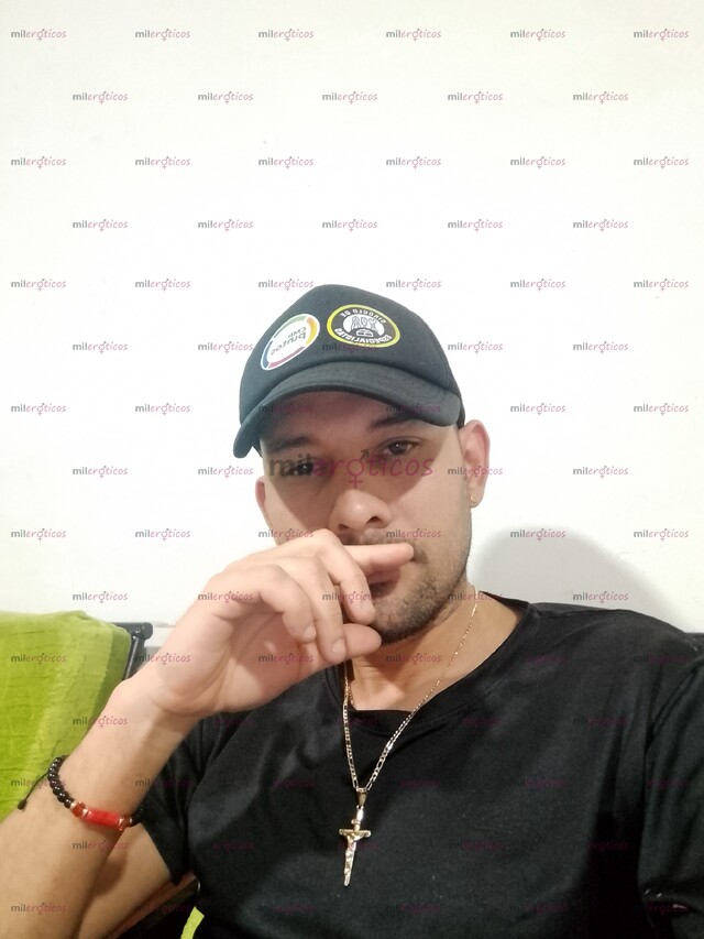 FOTOS DE CHICO VENEZOLANO VERGON PASIVO DISPUESTO A COMPLACERTE EN TODAS TUS NECESIDADES