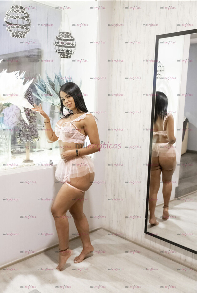 FOTOS DE HOLA SOY PAOLA SEXI MORENA CACHONDA MORENA FOTOS REALES ESTOY AH TU DISPOSICIÓN